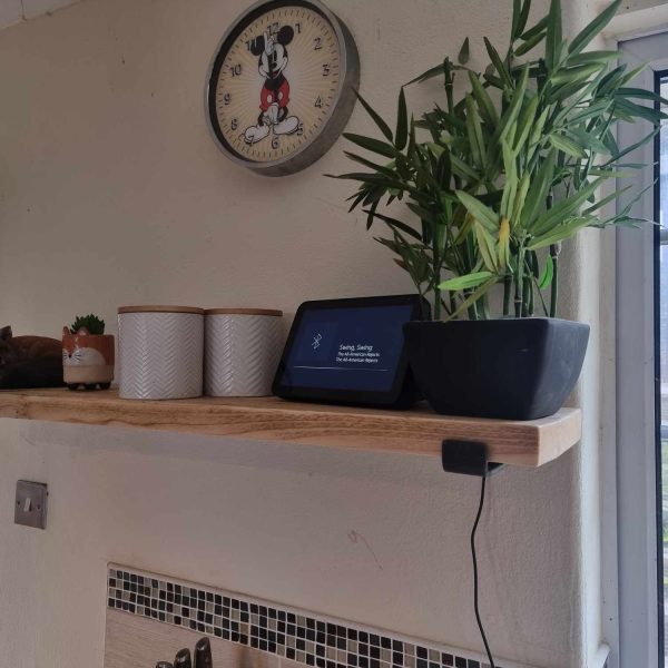Rustic wood shelf, reclaimed scaffold board with brackets and fixings: Multiple Sizes - Clear / Natural